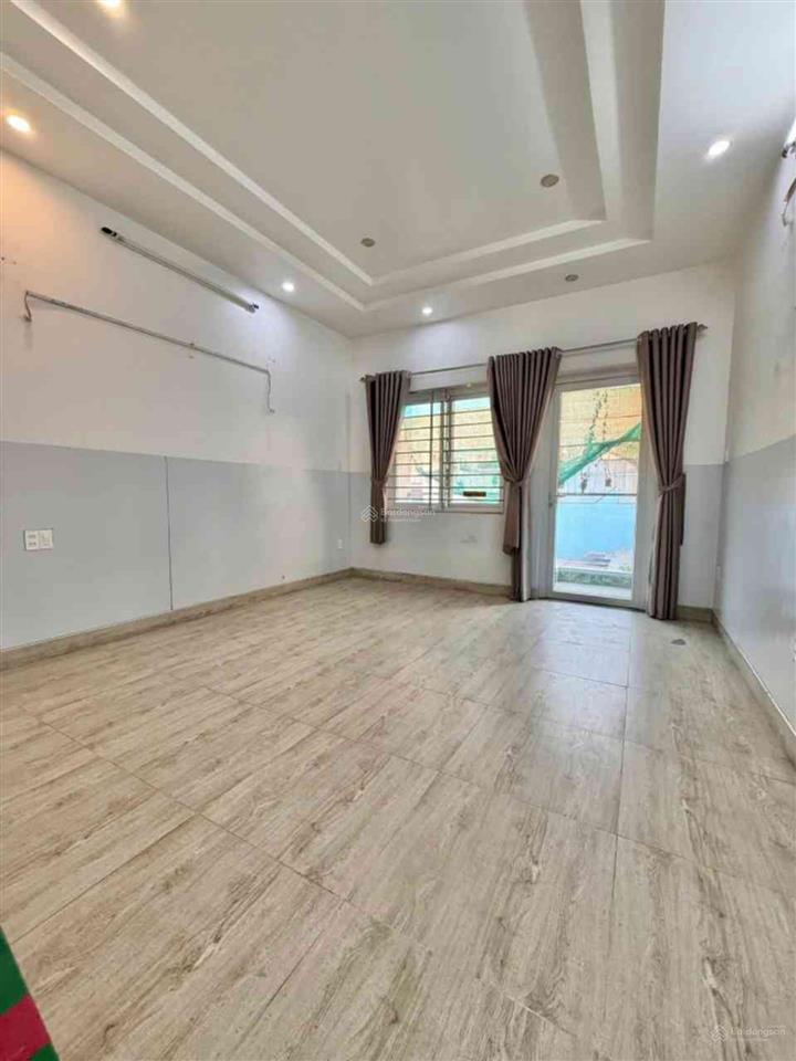 Nhà mặt tiền kd, 6 tầng st, 4x20m, dòng tiền 30tr/th, khu sầm uất tây thạnh, q. tân phú