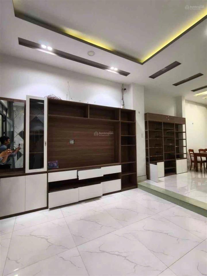 Bán nhà trệt 2 lầu, 5x15m, hxh thẳng trục, ngay đại học công thương, q. tân phú