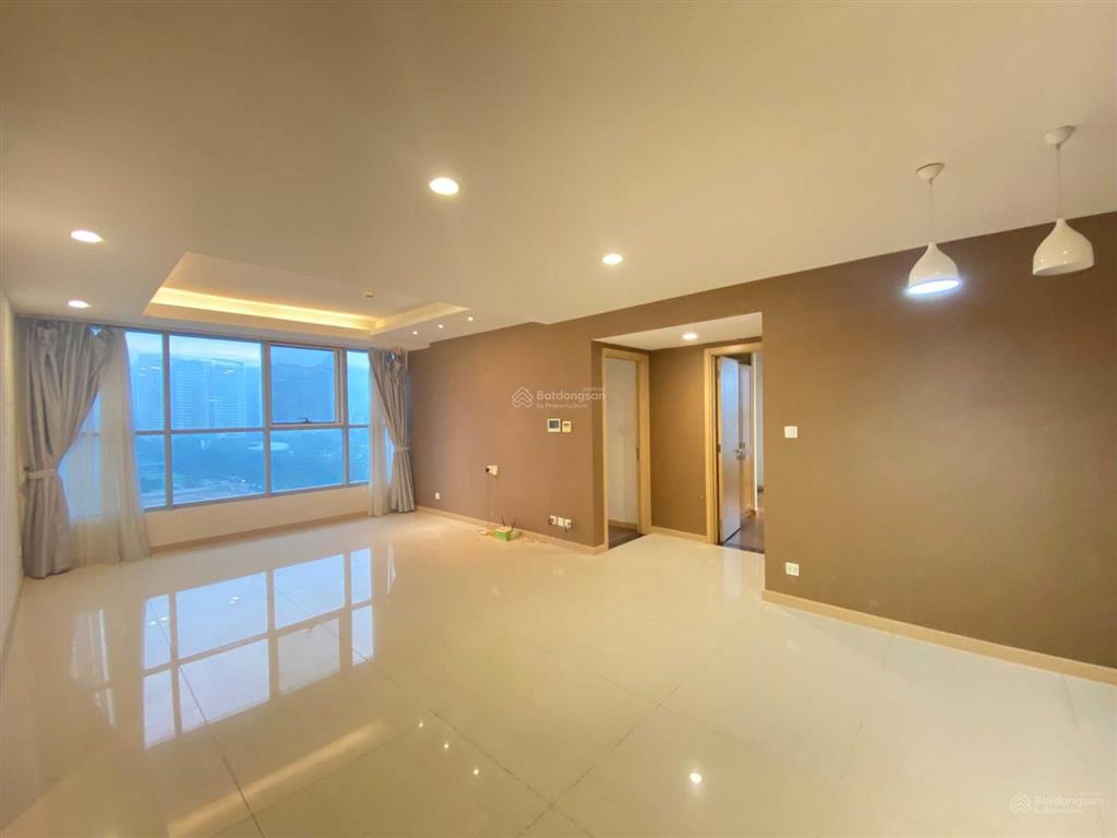 (giảm giá) bán gấp căn hộ 3pn thăng long n01 tầng trung 117m2 có slot oto gia giá 9,9 tỷ