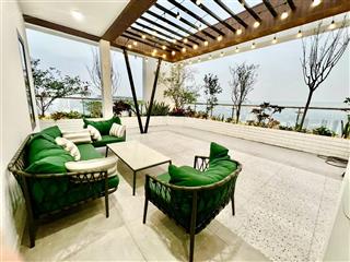 Cần bán rất gấp căn penthouse duplex lâm viên complex,191.76m ban công đn view thành phố rất thoáng