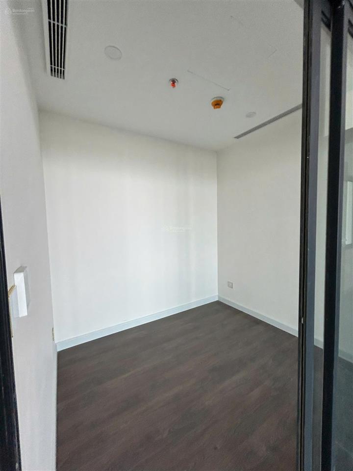 Bán căn đập thông sunshine golden river 280m tầng trung view sông hồng & cầu nhật tân