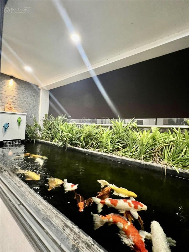 (hiếm) chủ nhà cần bán gấp căn penthouse duplex 360m full nội thất cao cấp, view trực diện hồ tây