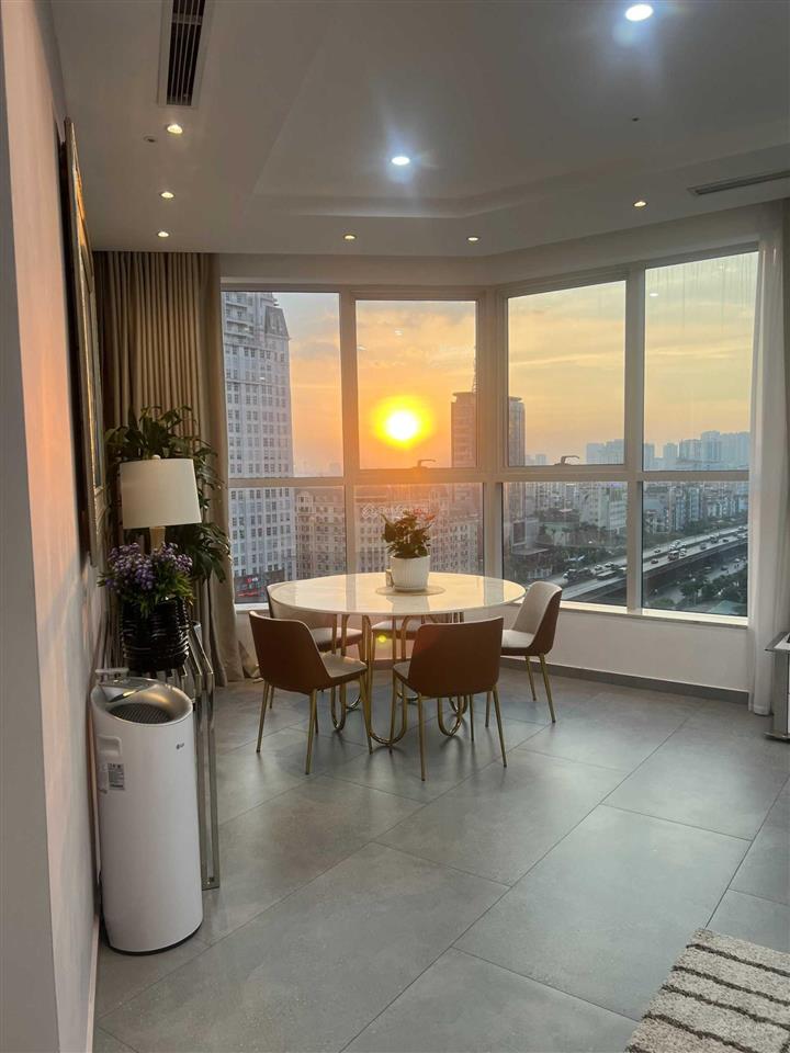 Cần bán căn hoa hậu của dự án keangnam, 206m2, căn góc, ban công đn, view thành phố, xem nhà dễ