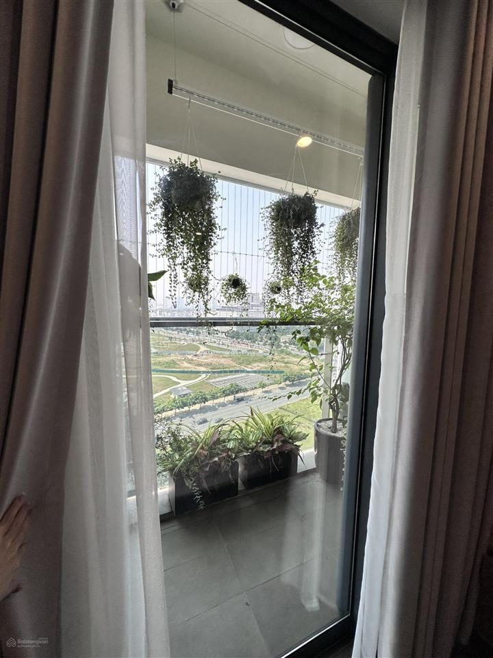 Bán gấp căn hộ 3pn chelsea residences 115m2 tầng trung ban công đn, sẵn sổ, slot ô tô, giá 12 tỷ