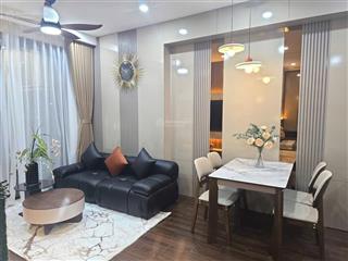 Chủ nhà cần bán gấp căn hộ 17t trung hòa nhân chính 65m  3n2vs tầng trung giá 6,9 tỷ