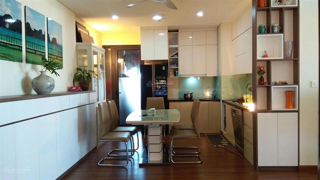Bán ch 2n  78m²  10 tỷ cc the golden armor b6 giảng võ view hồ hướng đn full nt sđcc o339129968