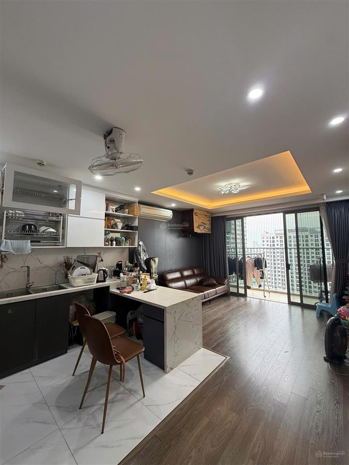 Hơn 8 tỷ ch 3n chung cư thông nhất complex dt 89m full nt sẵn sổ tầng trung hướng đn o339129968