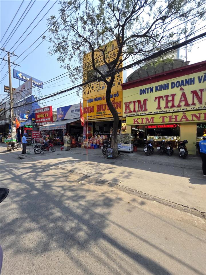 Bán nhà 1t1l 5x27m, mặt tiền sầm uất nguyễn trãi p.dĩ an, thổ cư 100%, đang thuê 17tr/th
