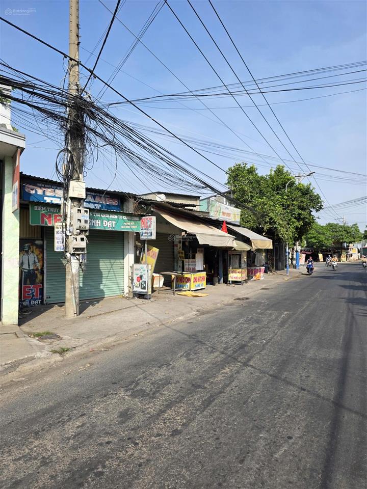 Bán dãy trọ 1t1l 5x30m, mặt tiền phan đình giót p. an phú gần chợ đông đô, thu 10tr/th