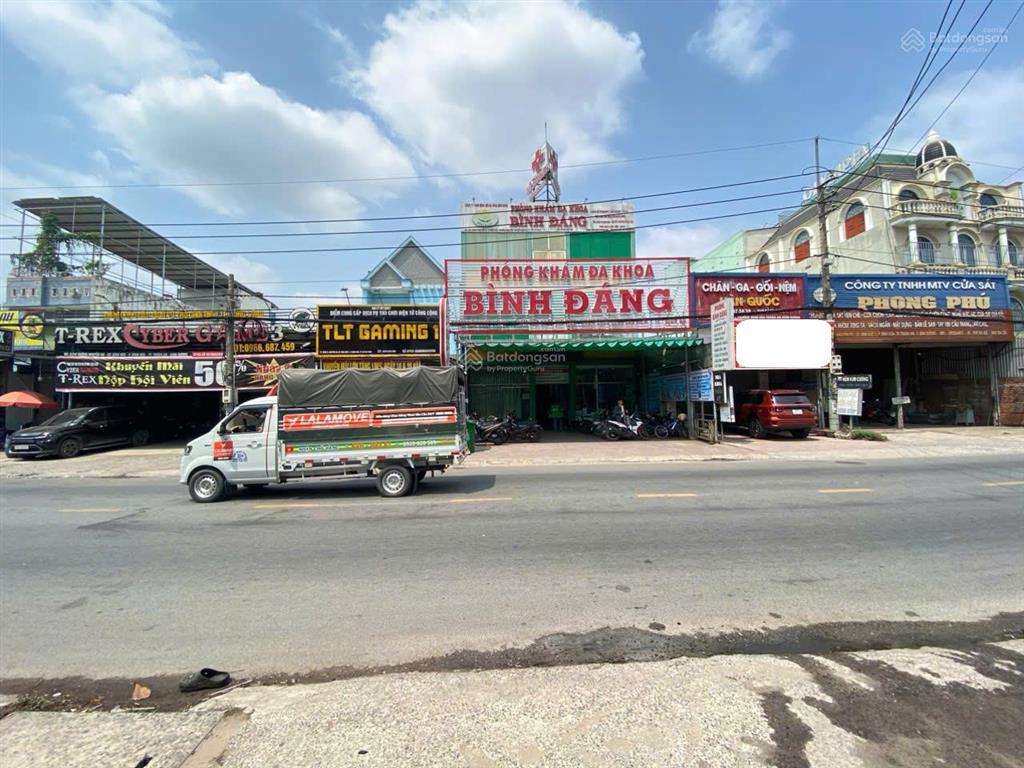 Bán nhà cấp 4 (10x35m), mặt tiền sầm uất nguyễn du p.bình hòa, thu 35tr/th