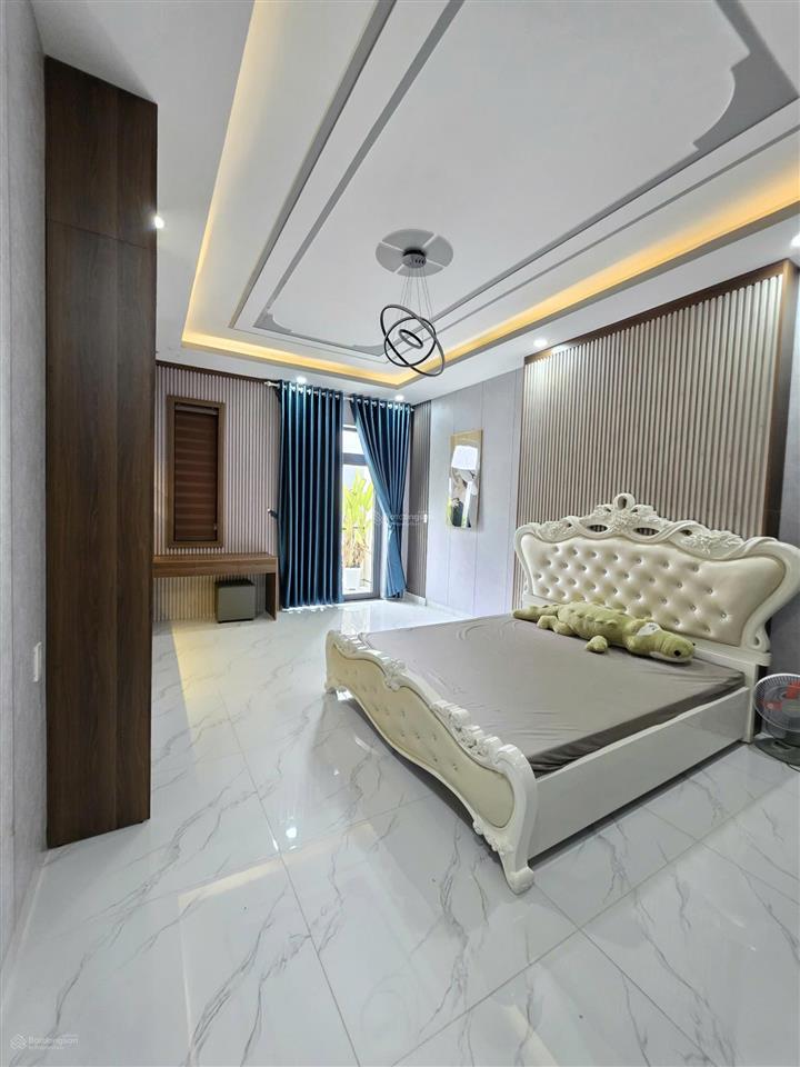 Bán nhà mới 1t 2l 4x18m hoàn công, đường d2 kdc phú hồng khang, thu 14tr/th (trục chính)