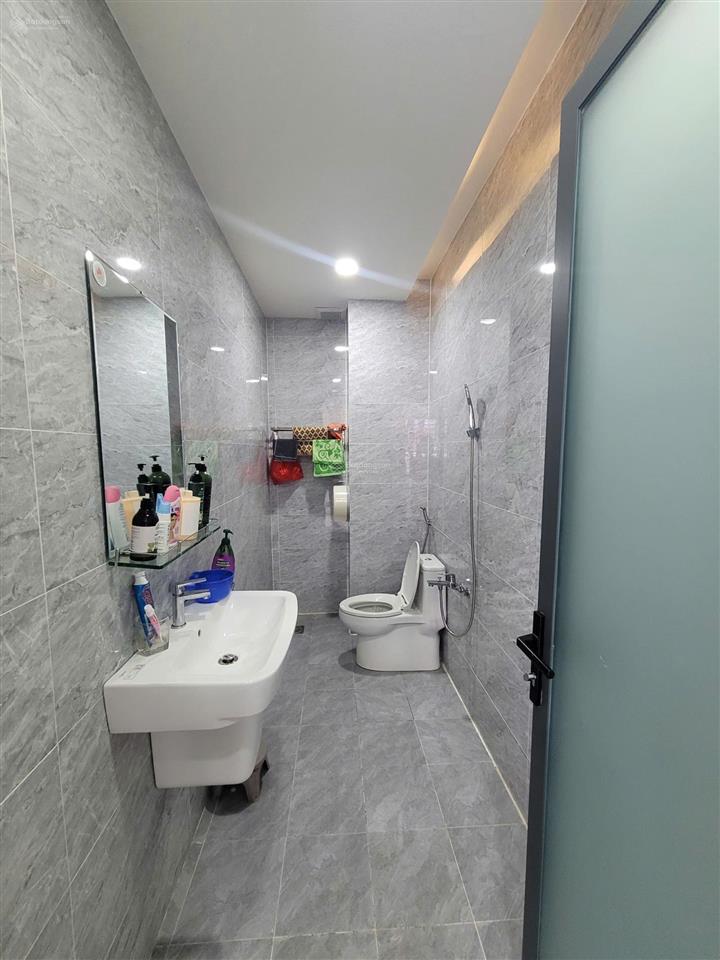 Bán nhà 1t3l 5x14m, đường d6 kdc phú hồng thịnh 6 p. bình an, thổ cư 100%