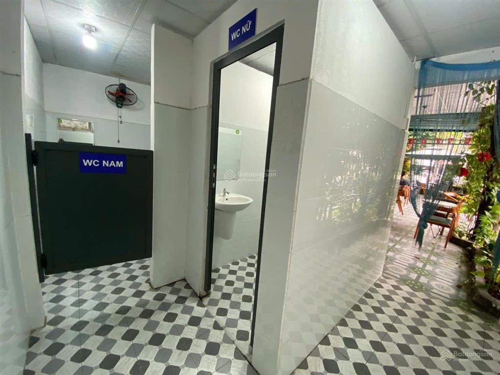 Bán lô góc 15.6x27m, mặt tiền đường đt. 743a p. tân đông hiệp, thu 90tr/th