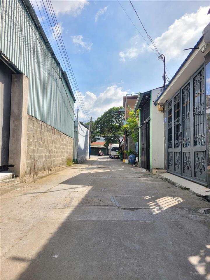 Bán nhà 1t 1l và phòng trọ 5x32m, hẻm nguyễn du p. dĩ an, thu nhập 4tr/th