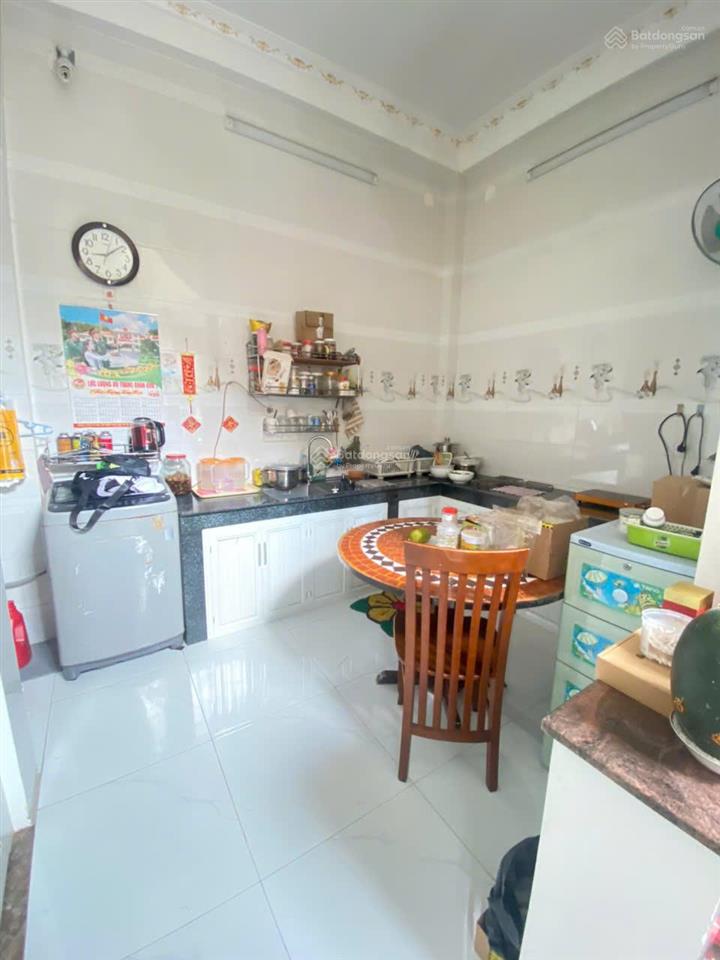 Bán nhà và xưởng 453.3m2, mặt tiền đt.743a p. tân đông hiệp gần ngã 3 ông xã, đang thuê 27tr/th