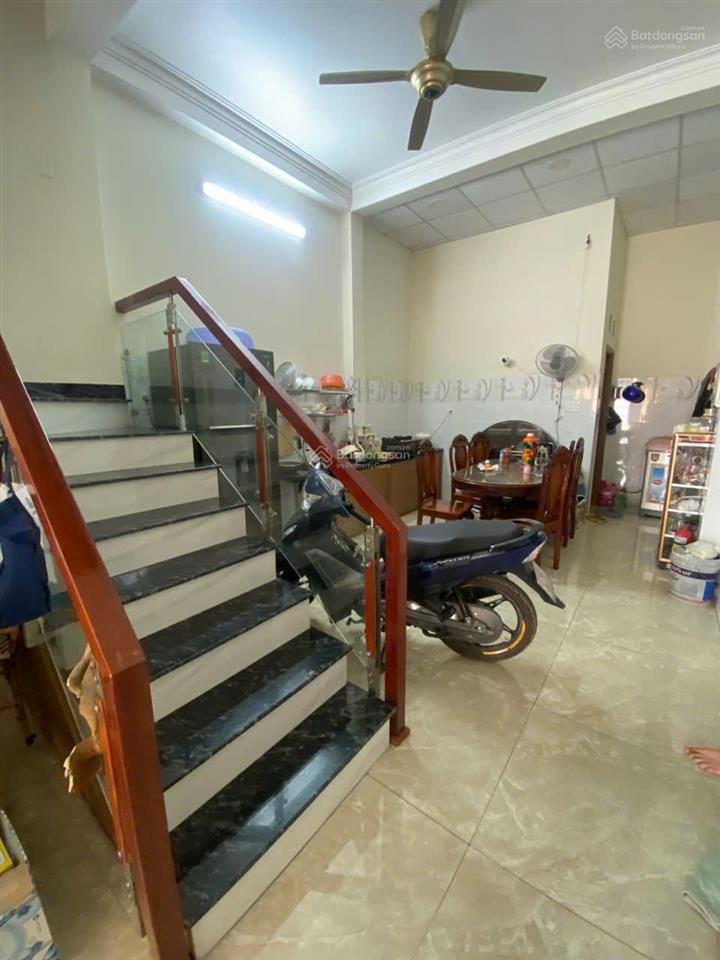 Bán nhà 1t1l+dãy trọ 5x30m, mặt tiền đường số 21 gần chợ xóm vắng (thu 16tr/th, kinh doanh tốt)