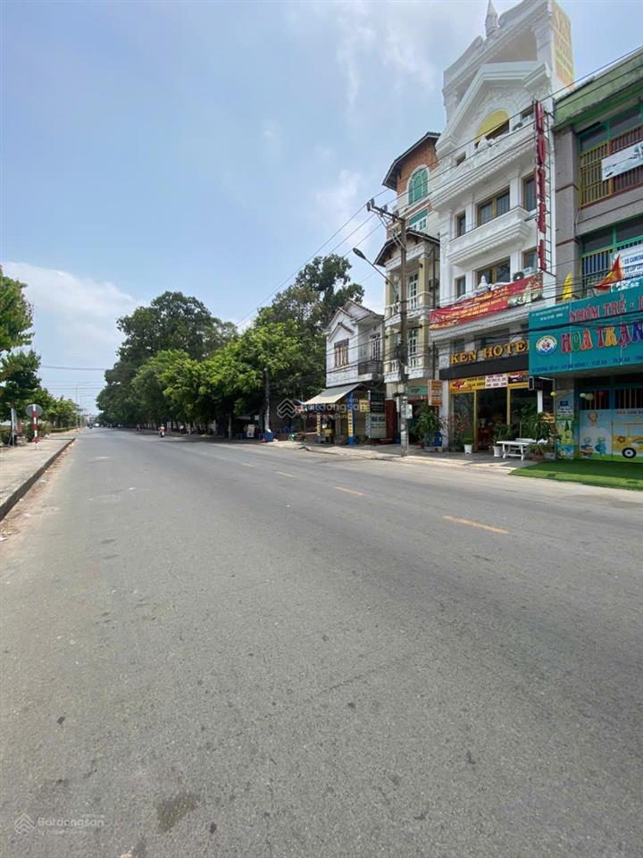 Bán nhà 1t1l+dãy trọ 5x30m, mặt tiền đường số 21 gần chợ xóm vắng (thu 16tr/th, kinh doanh tốt)