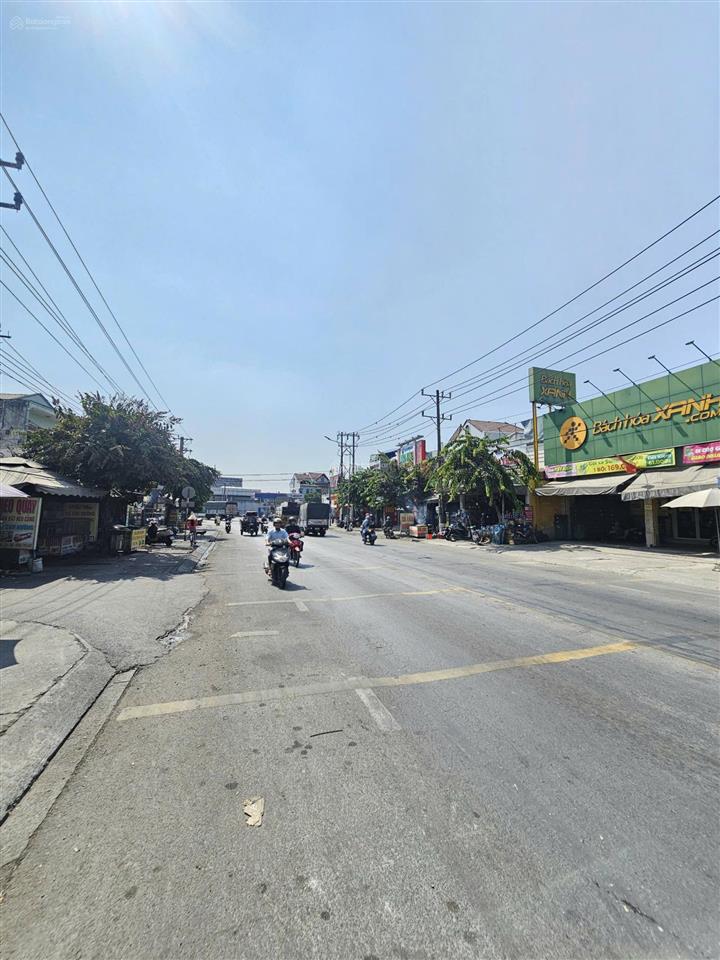 Bán nhà cấp 4 (7.5x32m), mặt tiền đt 743a p. tân đông hiệp, đang thuê 17tr/th