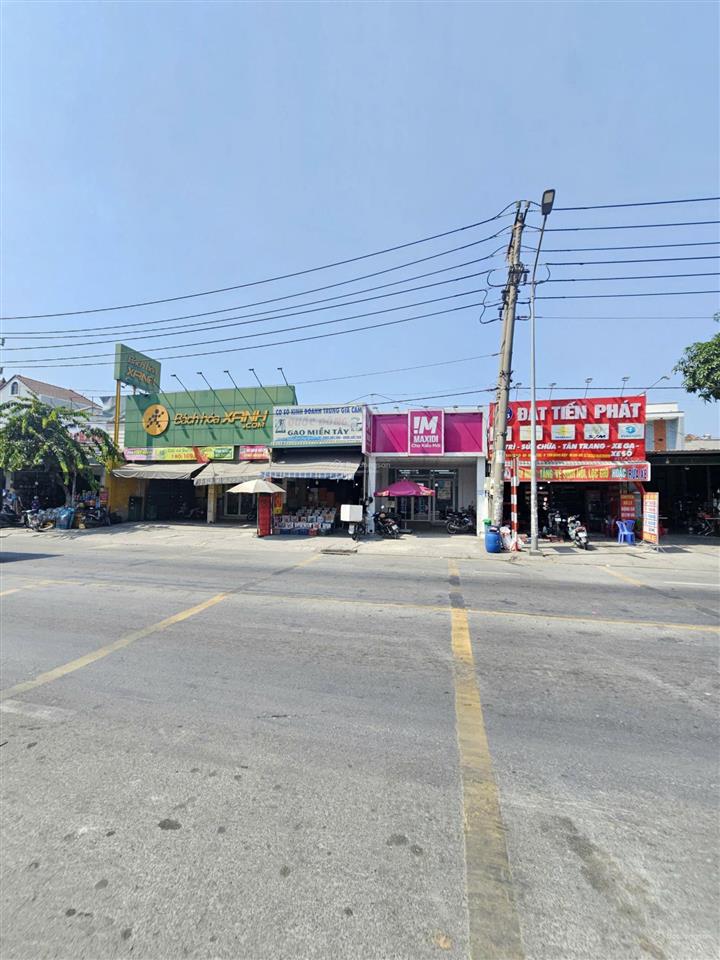 Bán nhà cấp 4 (7.5x32m), mặt tiền đt 743a p. tân đông hiệp, đang thuê 17tr/th