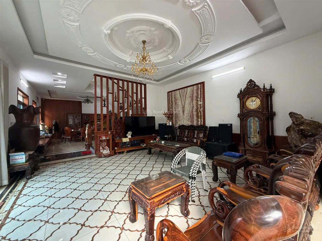 Bán nhà 1t 2l 289.6m2, mặt tiền lê thị trung p. bình chuẩn