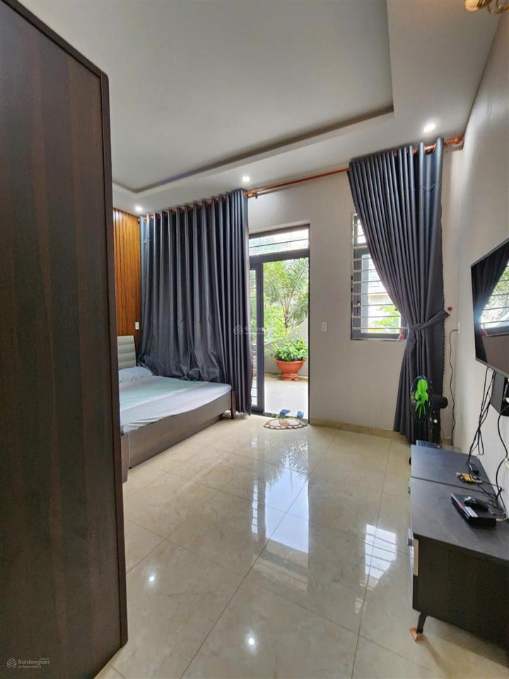 Bán nhà 1t2l 10x16m hoàn công, đường d5 kdc an phú 1 p.an phú, full nội thất gỗ đỏ