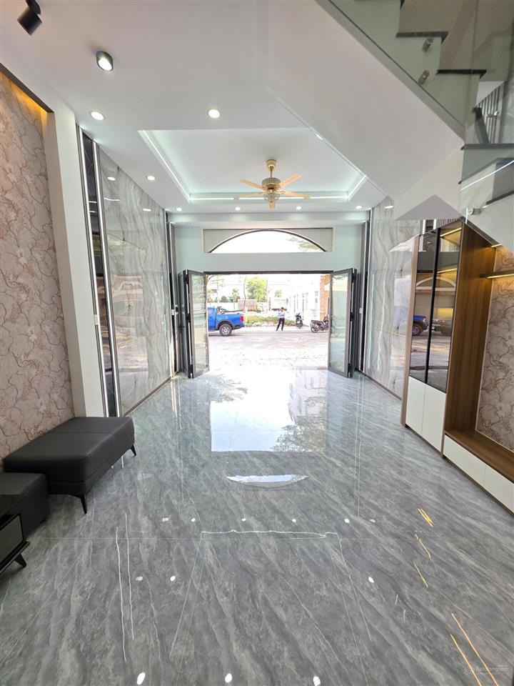 Bán căn góc mới 1t2l 4.514.5m, đường d2 kdc icon central p.tân đông hiệp