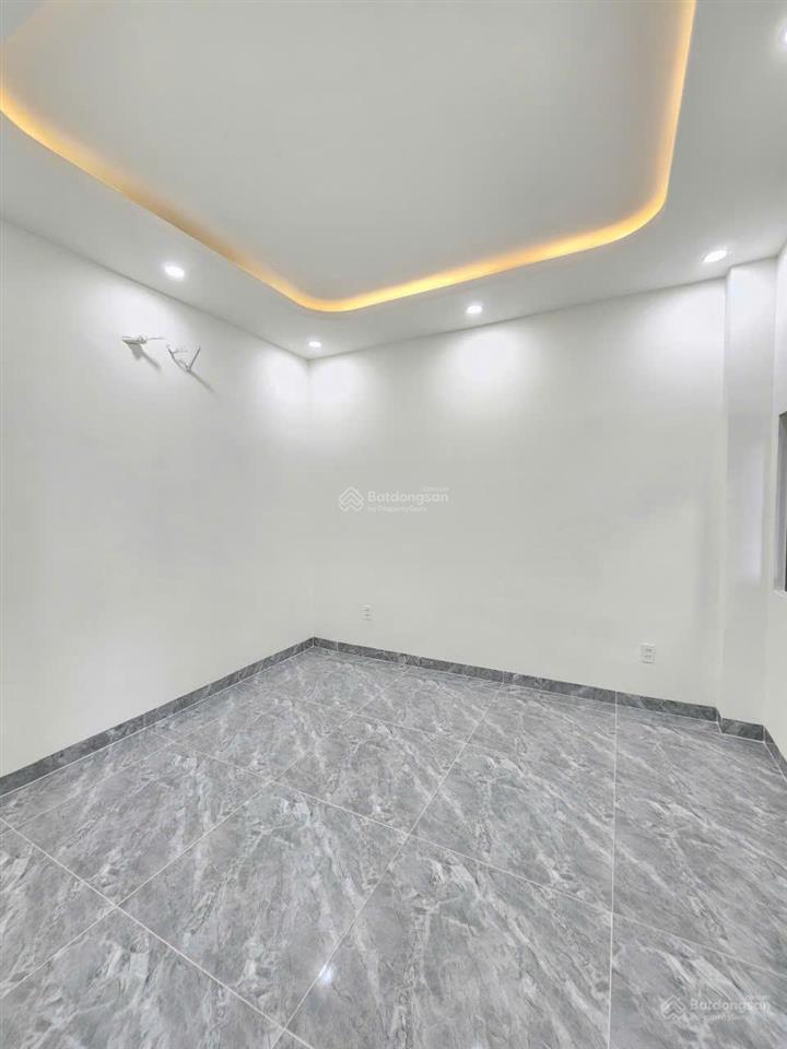 Bán căn góc mới 1t2l 6x18m hoàn công, đường số 2 kdc phú hồng thịnh 5 p. an phú, full nội thất