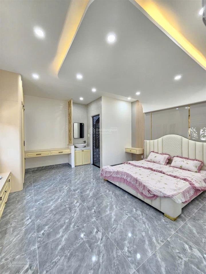 Bán căn góc mới 1t2l 6x18m hoàn công, đường số 2 kdc phú hồng thịnh 5 p. an phú, full nội thất