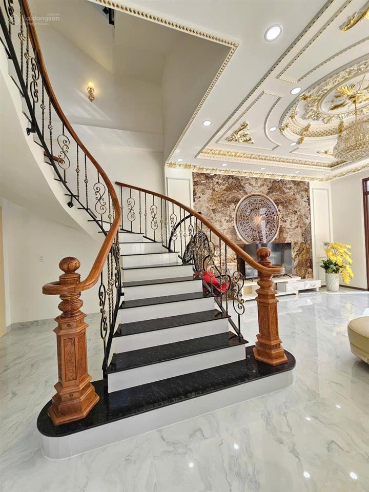 Bán căn góc mới 1t2l 6x18m hoàn công, đường số 2 kdc phú hồng thịnh 5 p. an phú, full nội thất
