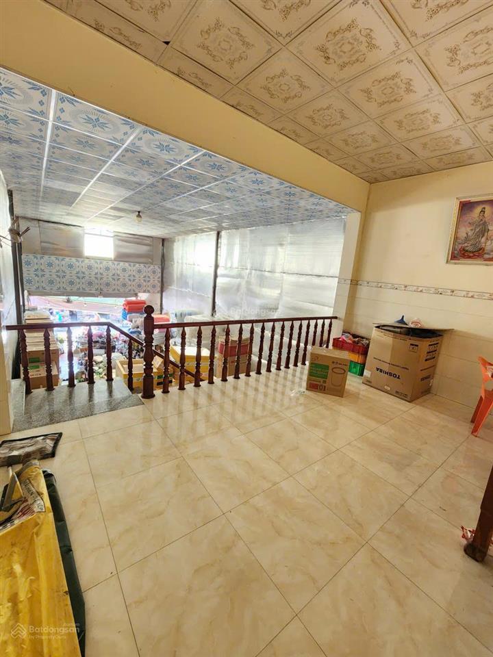 Bán nhà cấp 4 (5x22m), mặt tiền chợ đường d1 p. an thạnh, thổ cư 100%
