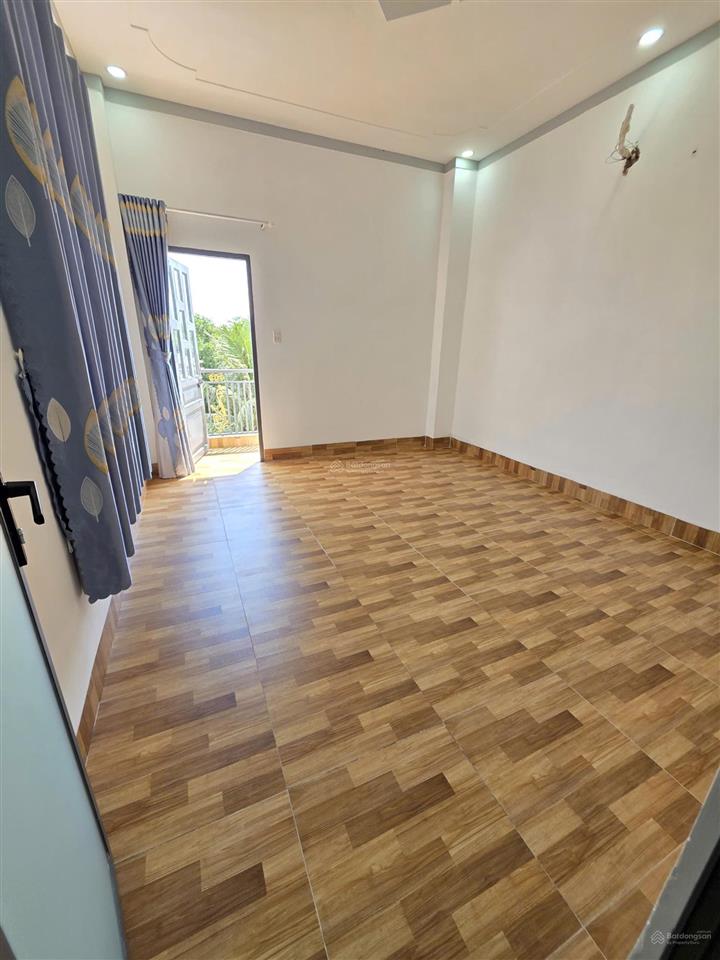 Bán căn góc 1t2l 416.5m, đường d2 kdc phú hồng khang p. bình chuẩn, full nội thất