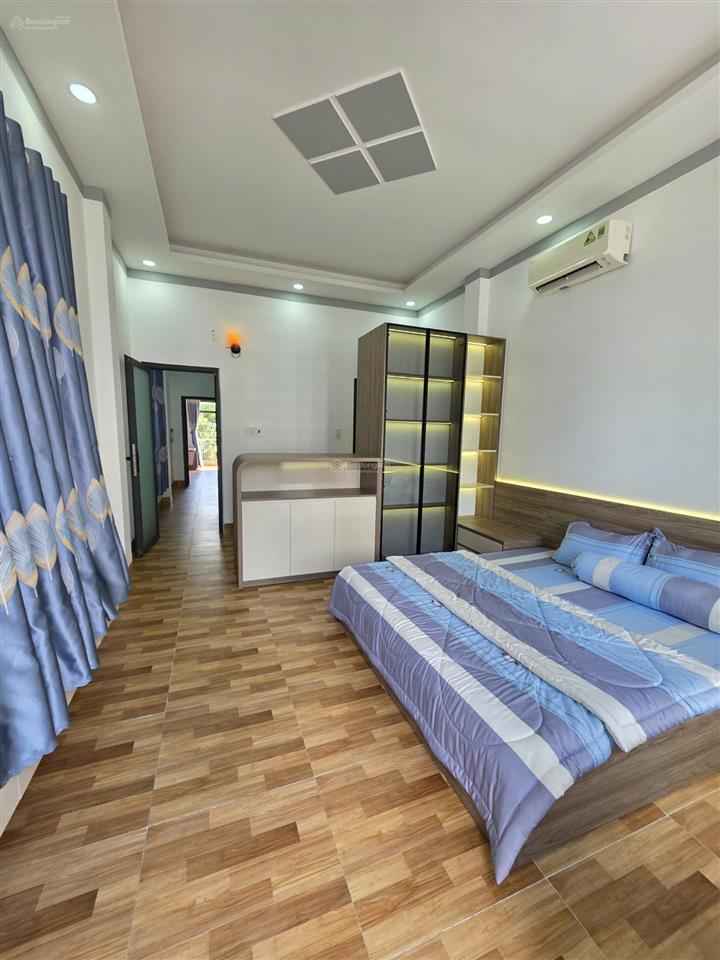 Bán căn góc 1t2l 416.5m, đường d2 kdc phú hồng khang p. bình chuẩn, full nội thất