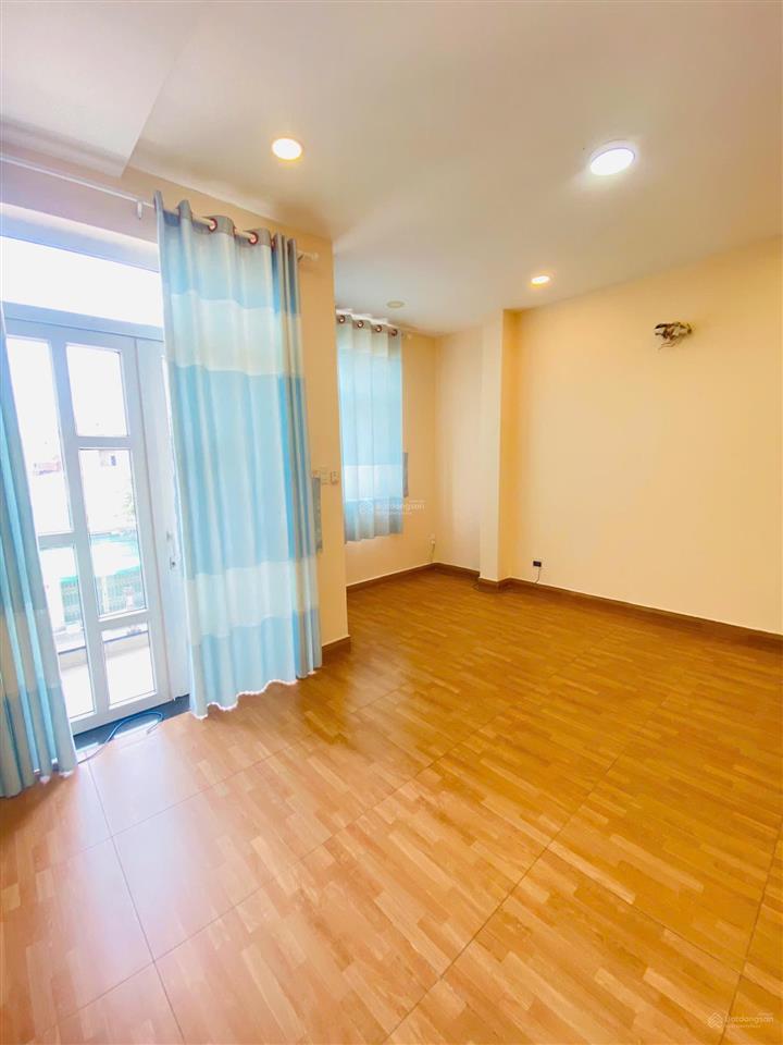 Bán nhà 1t2l 5x20m, đường d11 kdc việt sing kế chợ việt sing (hoàn công, kinh doanh được)