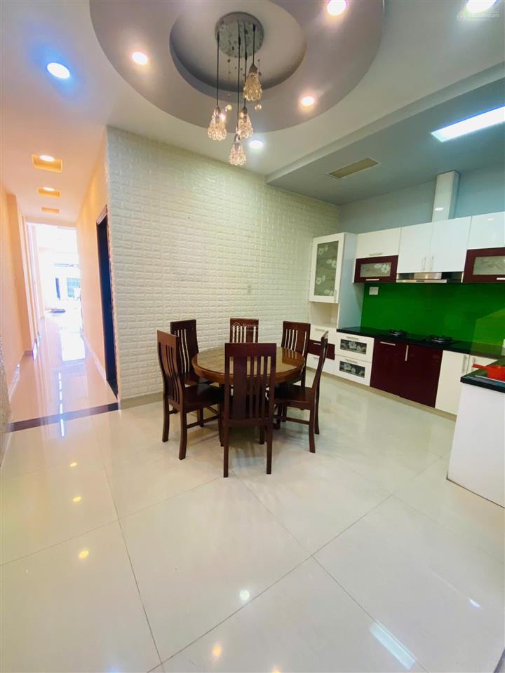 Bán nhà 1t2l 5x20m, đường d11 kdc việt sing kế chợ việt sing (hoàn công, kinh doanh được)
