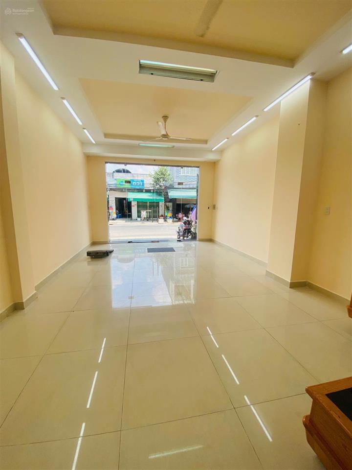 Bán nhà 1t2l 5x20m, đường d11 kdc việt sing kế chợ việt sing (hoàn công, kinh doanh được)
