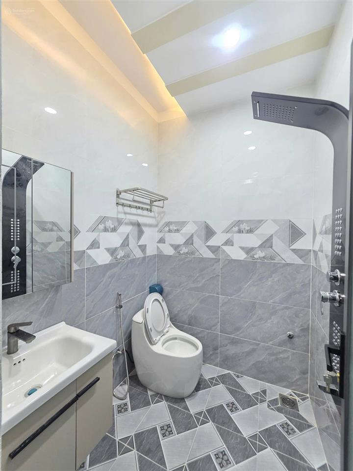 Bán nhà mới 1t3l 5x12.5m hoàn công, đường n2 kdc đông hòa c p. đông hòa, full nội thất