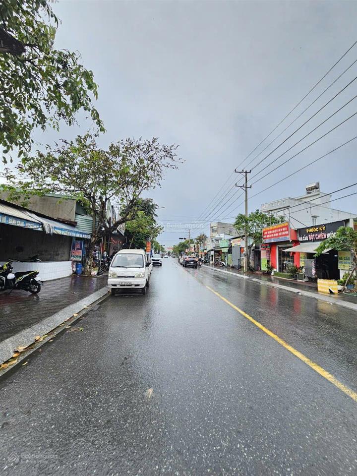 Bán nhà cấp 4 (5x57m), mặt tiền trần hưng đạo, đang thuê 13tr/th (sầm uất, giá rẻ)