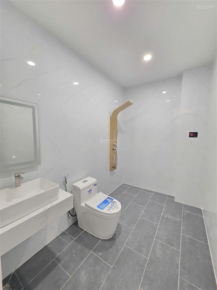 Bán nhà mới 1t2l 5x18m, kdc bửu hòa đối diện công viên, full nội thất (hoàn công)