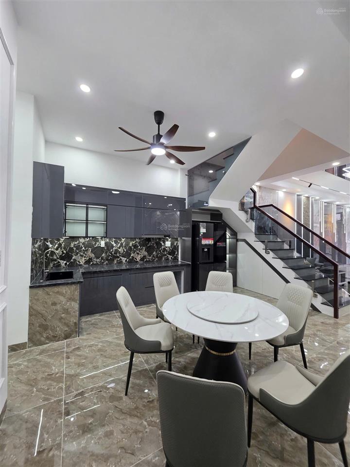 Bán nhà mới 1t2l 5x18.5m, đường d1 kdc the suncity p. an phú, full nội thất (giá tham khảo tốt)