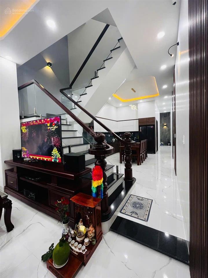 Bán nhà mới 1t2l 4,5x25m, mặt tiền lê văn tiên gần ngã tư chiêu liêu (full nội thất xịn)