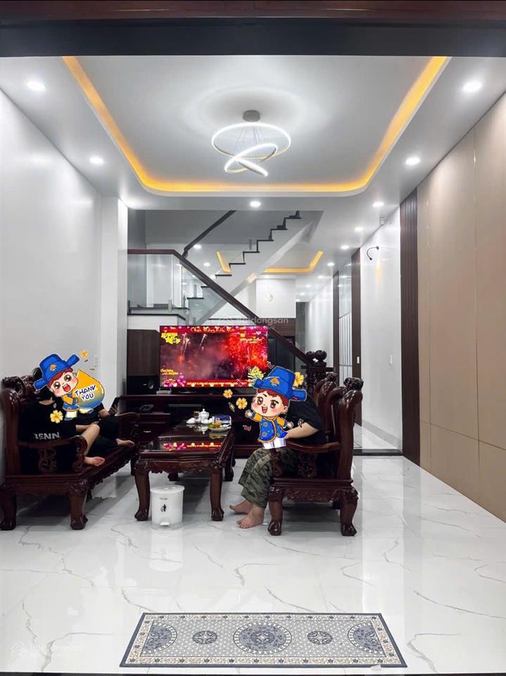 Bán nhà mới 1t2l 4,5x25m, mặt tiền lê văn tiên gần ngã tư chiêu liêu (full nội thất xịn)