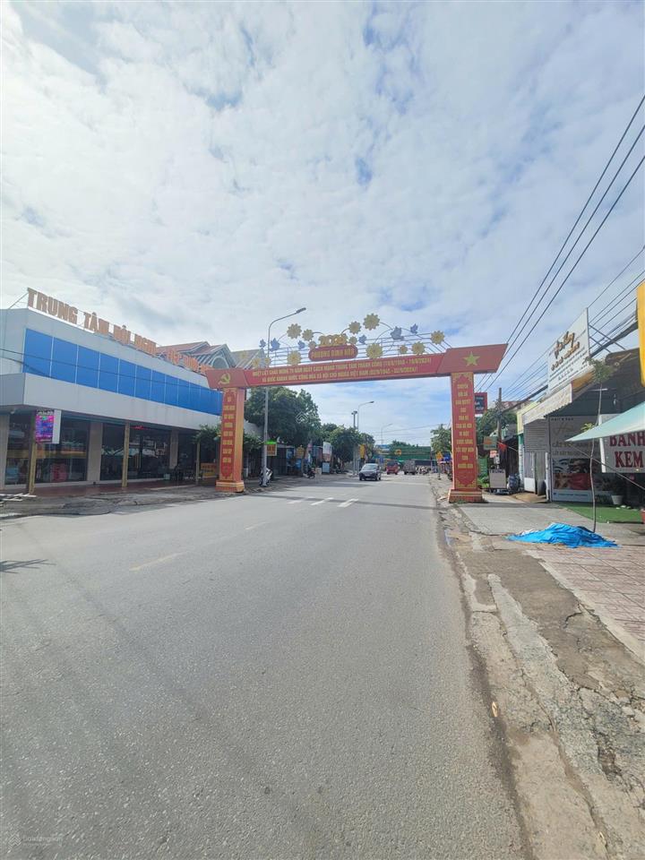 Bán dãy trọ 6x35m mặt tiền nguyễn du kế ngã ba cửu long, thu nhập 18tr/th (sầm uất)