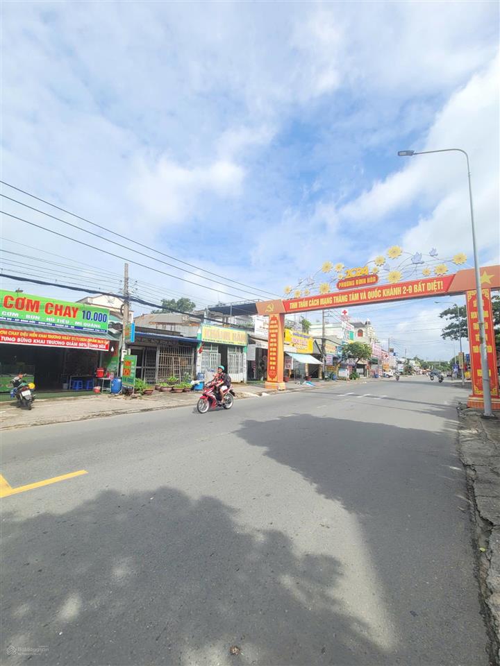 Bán dãy trọ 6x35m mặt tiền nguyễn du kế ngã ba cửu long, thu nhập 18tr/th (sầm uất)