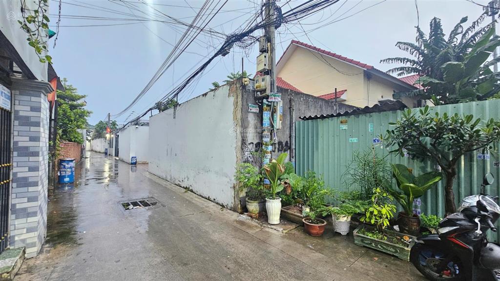 Bán đất 8x76.6m, hẻm nguyễn thị minh khai gần chợ tân long