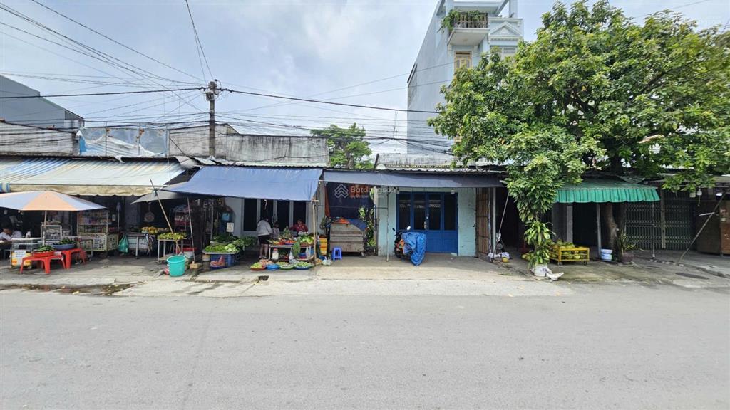 Bán đất 10.2x20m, đường n1 kdc đông an (sầm uất)