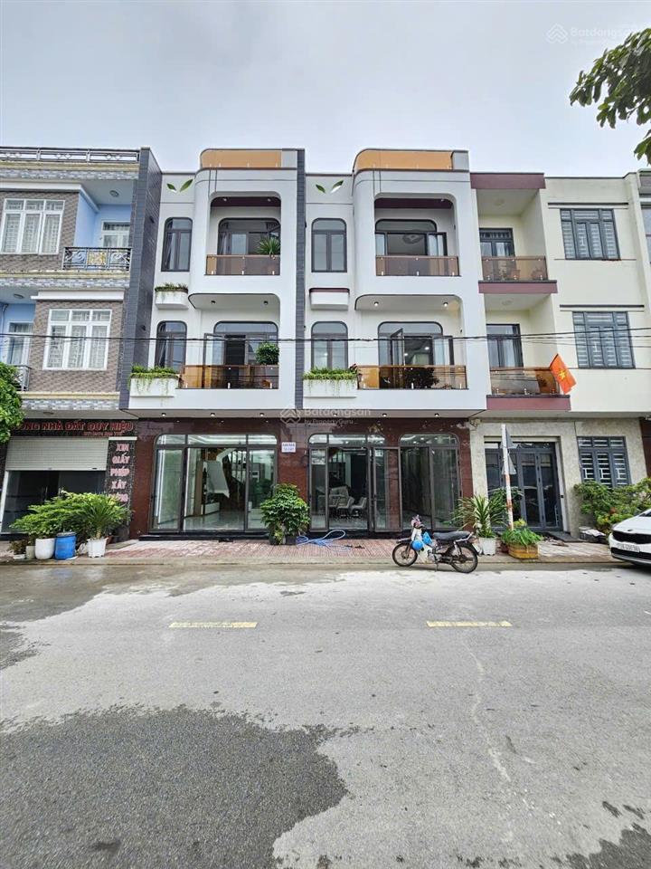 Bán nhà mới 1t2l 513.5m, đường d1 kdc lê phong 1 (trục chính, full nội thất, không vướng)