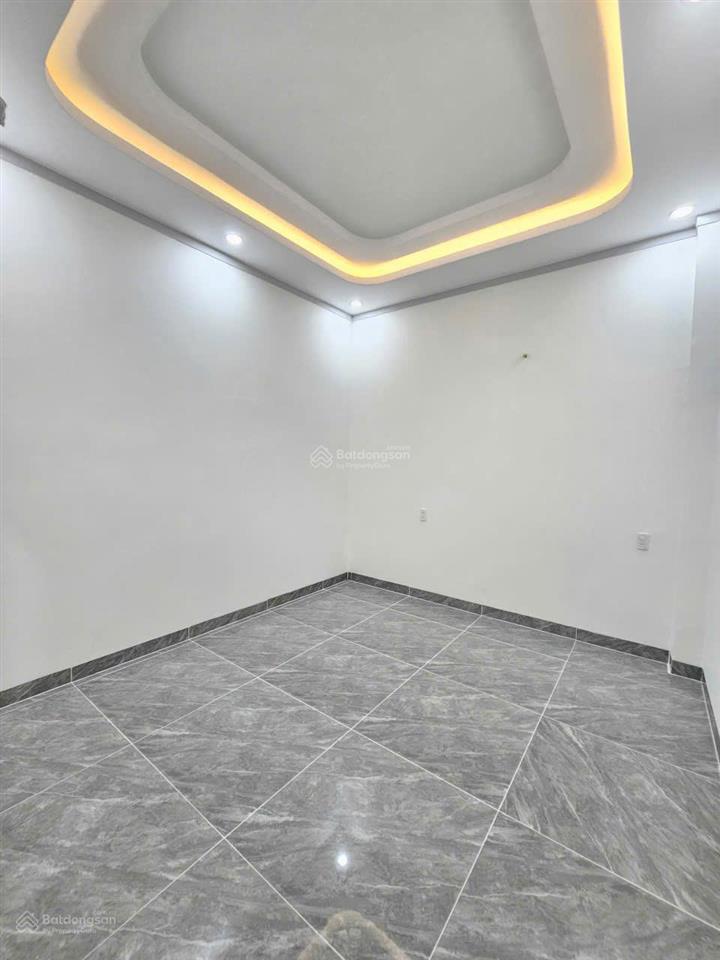 Bán nhà mới 1t2l 513.5m, đường d1 kdc lê phong 1 (trục chính, full nội thất, không vướng)