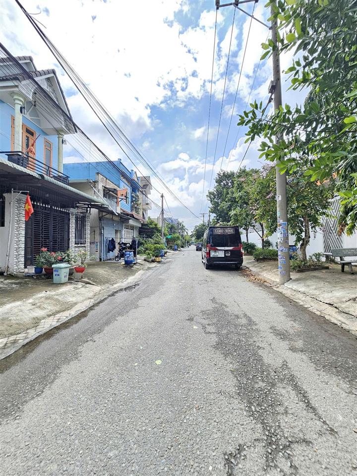 Bán nhà mới 1t1l 5x15m, đường số 2 kdc trường sơn (full nội thất)