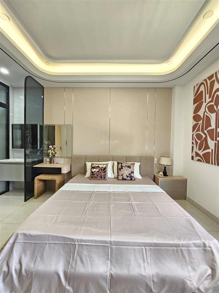 Bán nhà mới 1t2l 4x16m, đường n1 kdc phú hồng đạt (hoàn công, full nội thất xịn, trục chính)