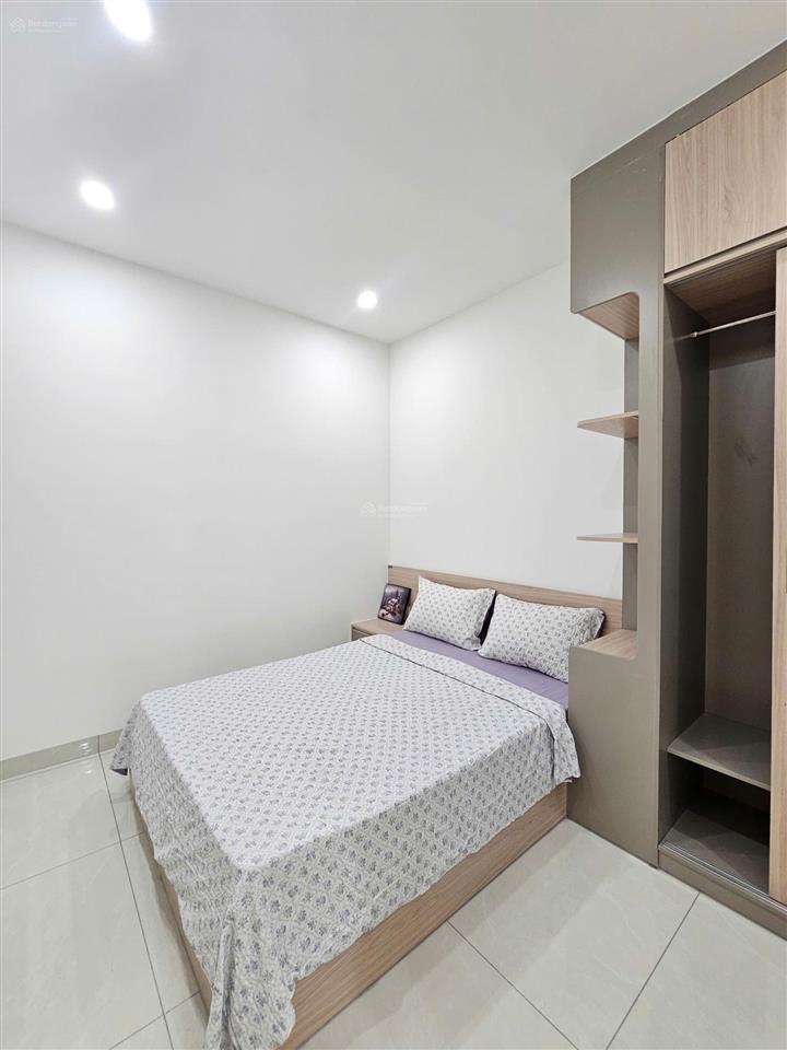 Bán nhà mới 1t2l 4x16m, đường n1 kdc phú hồng đạt (hoàn công, full nội thất xịn, trục chính)